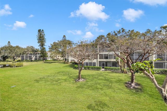 152 Dorset D 152, Boca Raton, FL 33434