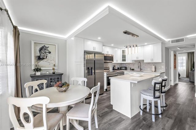 152 Dorset D 152, Boca Raton, FL 33434