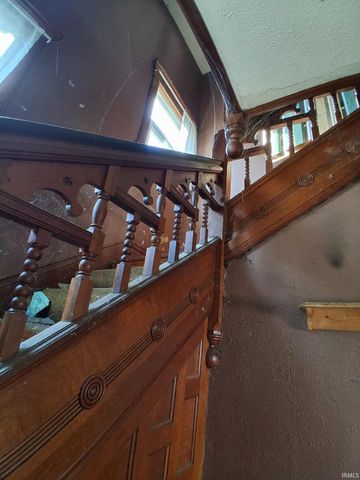 1812 George Street, Logansport, IN 46947