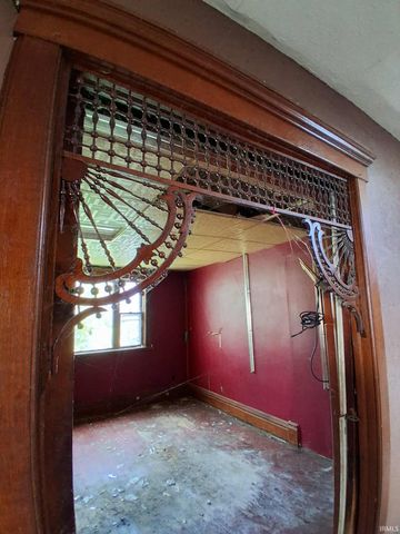 1812 George Street, Logansport, IN 46947