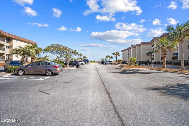 40 Folly Field Rd Apt B205, Hilton Head Island, SC 29928