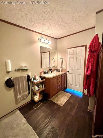 11211 Nearbrook Court, South Lyon, MI 48178