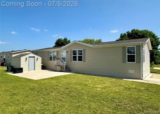 11211 Nearbrook Court, South Lyon, MI 48178