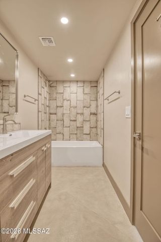 771 W Giaconda Way, Tucson, AZ 85704