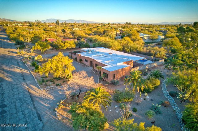 771 W Giaconda Way, Tucson, AZ 85704