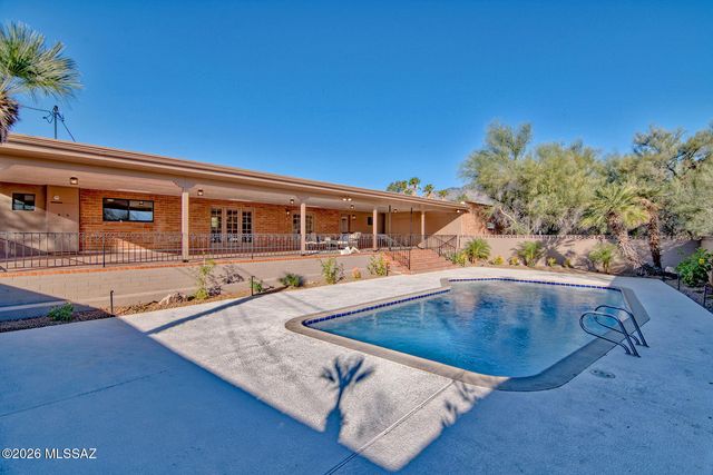 771 W Giaconda Way, Tucson, AZ 85704