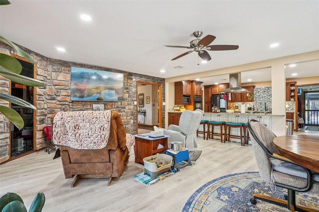 29207 OLD MILL W, Tavares, FL 32778