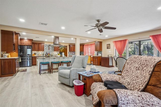 29207 OLD MILL W, Tavares, FL 32778