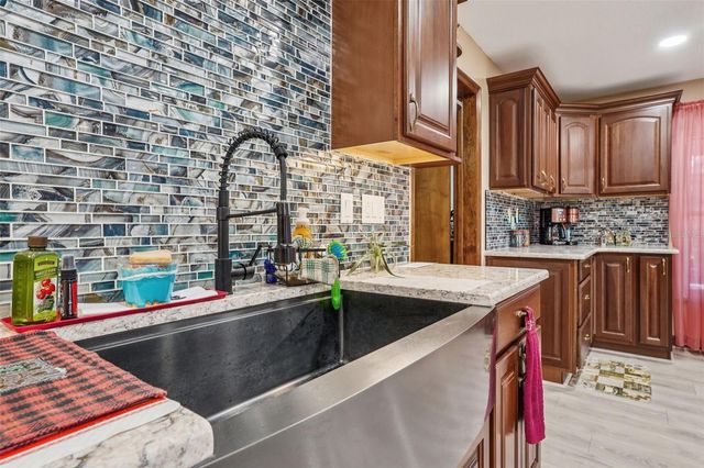 29207 OLD MILL W, Tavares, FL 32778