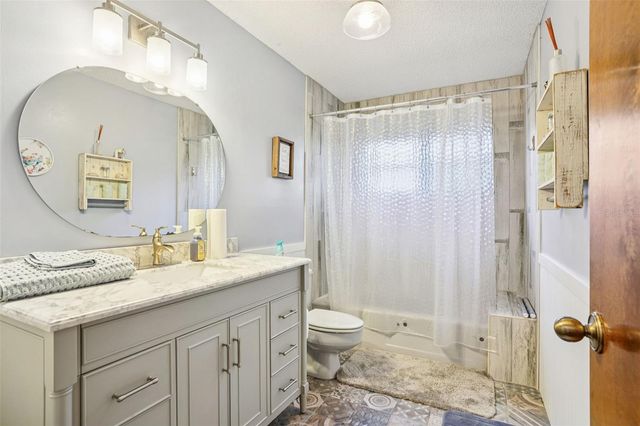 29207 OLD MILL W, Tavares, FL 32778