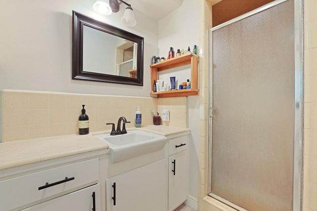 5348 Shippee Ln, Stockton, CA 95212
