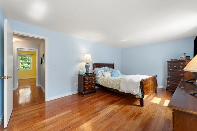 128 Orton St Ext, Worcester, MA 01604