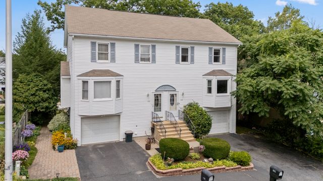 128 Orton St Ext, Worcester, MA 01604