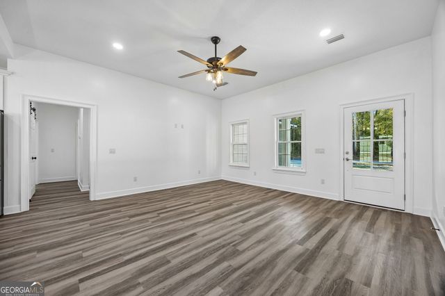 215 McQueen Street, Folkston, GA 31537