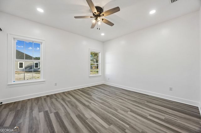 215 McQueen Street, Folkston, GA 31537