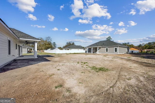 215 McQueen Street, Folkston, GA 31537
