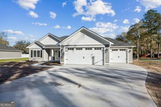 215 McQueen Street, Folkston, GA 31537