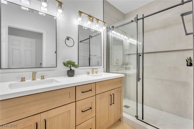 5225 West Reno Avenue 210, Las Vegas, NV 89118