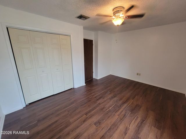 201 High Meadows Boulevard 208, Lafayette, LA 70507