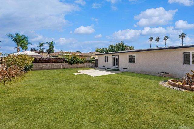 418 Manor Dr, El Cajon, CA 92020