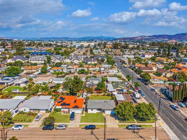 418 Manor Dr, El Cajon, CA 92020