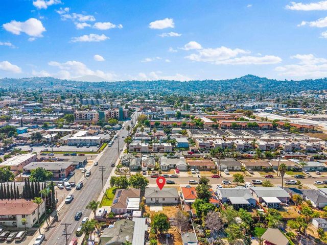 418 Manor Dr, El Cajon, CA 92020