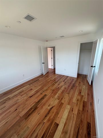 342 E234th Street 2, Bronx, NY 10470