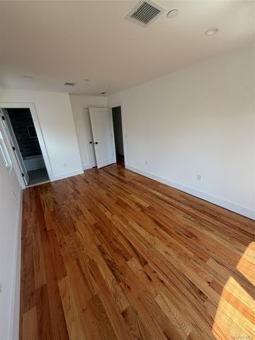 342 E234th Street 2, Bronx, NY 10470