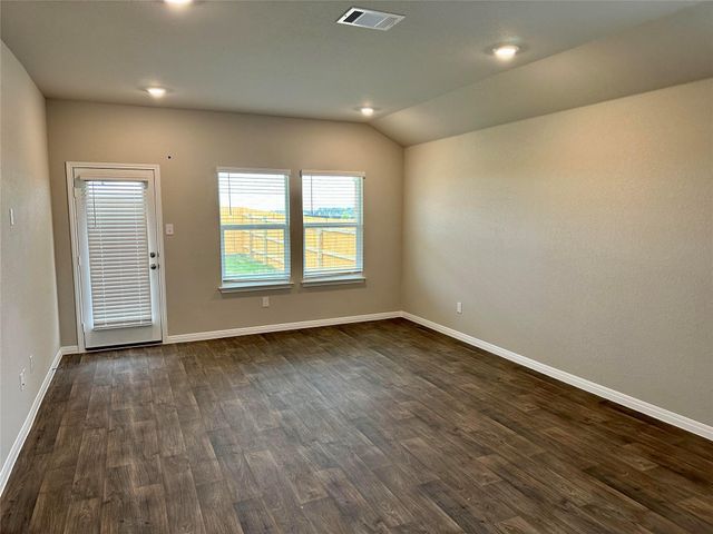 308 Globe Mallow CIR, Kyle, TX 78640