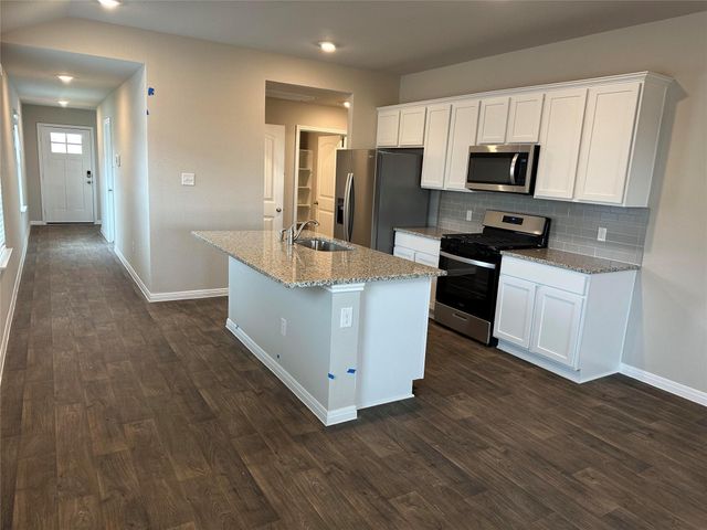 308 Globe Mallow CIR, Kyle, TX 78640