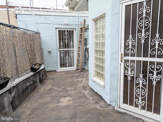 1545 W PASSYUNK AVE, Philadelphia, PA 19145