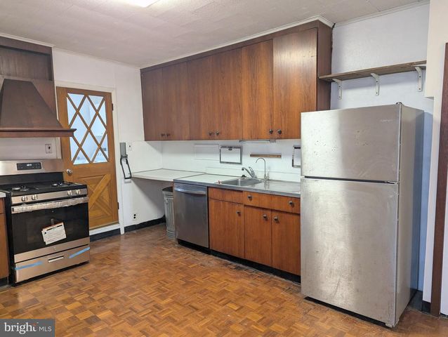 1545 W PASSYUNK AVE, Philadelphia, PA 19145