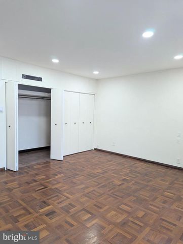 1545 W PASSYUNK AVE, Philadelphia, PA 19145