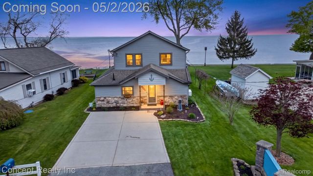 4720 Long Road, Frenchtown Township, MI 48166