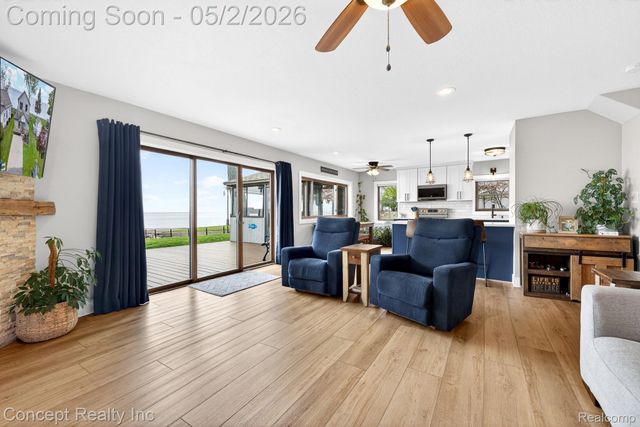 4720 Long Road, Frenchtown Township, MI 48166