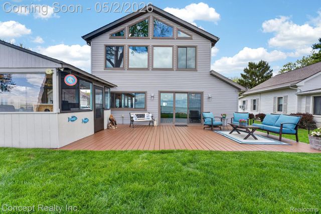 4720 Long Road, Frenchtown Township, MI 48166