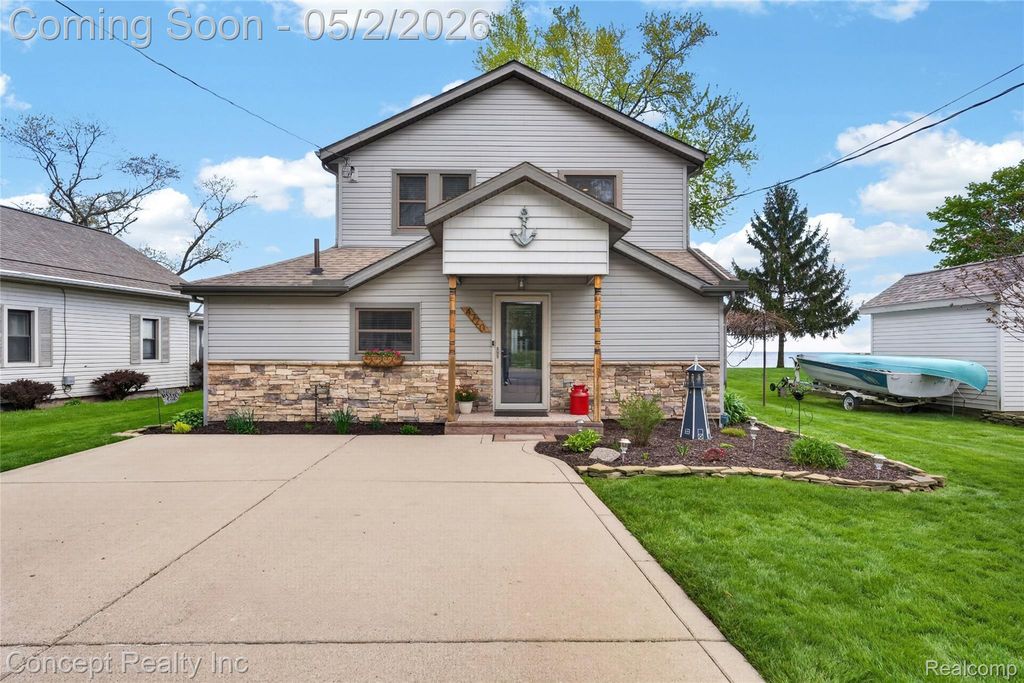 4720 Long Road, Frenchtown Township, MI 48166