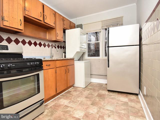 818 BRADHURST RD, Baltimore, MD 21212