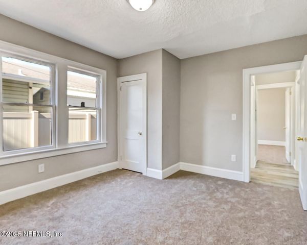 28 W 35TH Street, Jacksonville, FL 32206