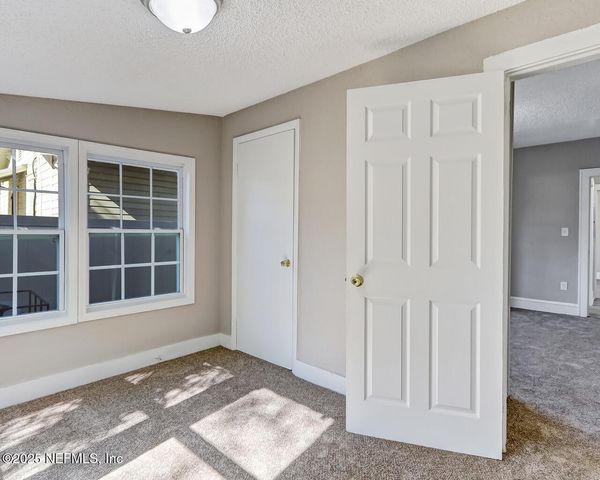 28 W 35TH Street, Jacksonville, FL 32206