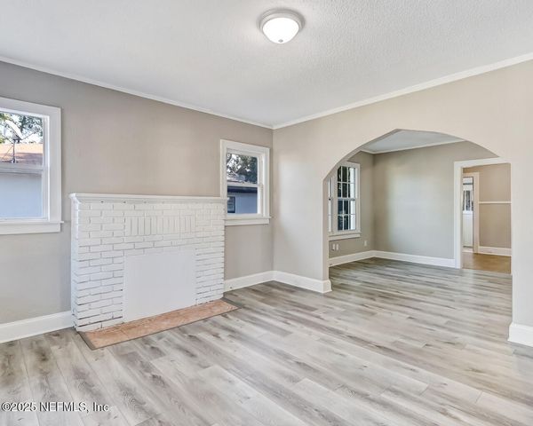 28 W 35TH Street, Jacksonville, FL 32206