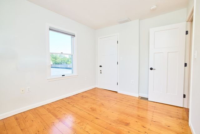 15 Clark St, Winchester, MA 01890