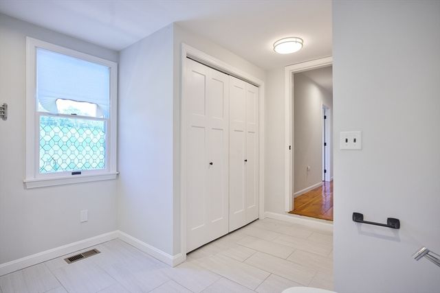 15 Clark St, Winchester, MA 01890