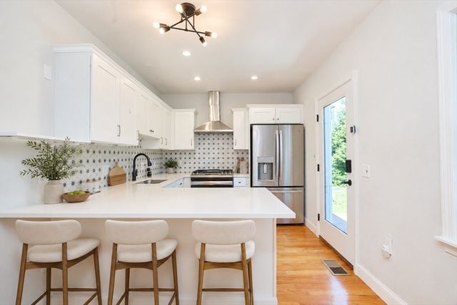 15 Clark St, Winchester, MA 01890