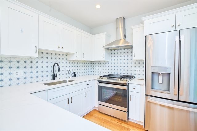 15 Clark St, Winchester, MA 01890