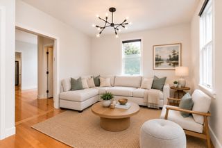 15 Clark St, Winchester, MA 01890