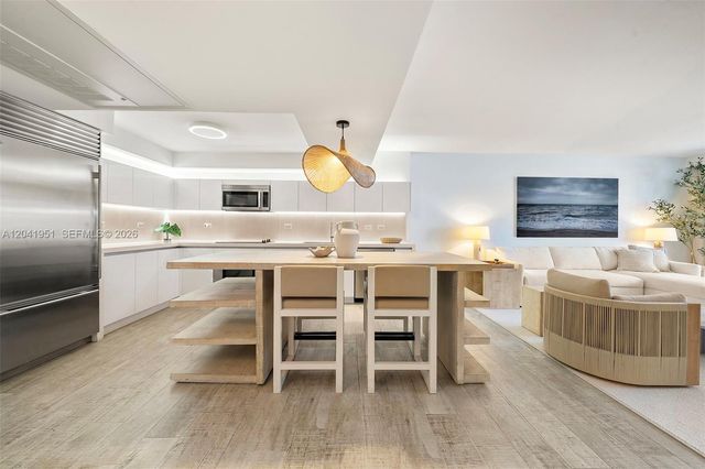 102 24th Street 1213, Miami Beach, FL 33139