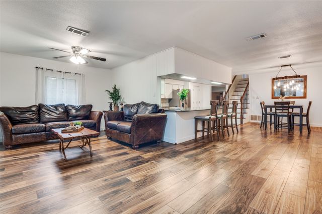 606 Quiram Lane, Kemp, TX 75143