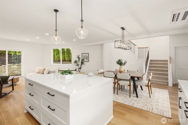 404 Edmonds Ave NE, Renton, WA 98056