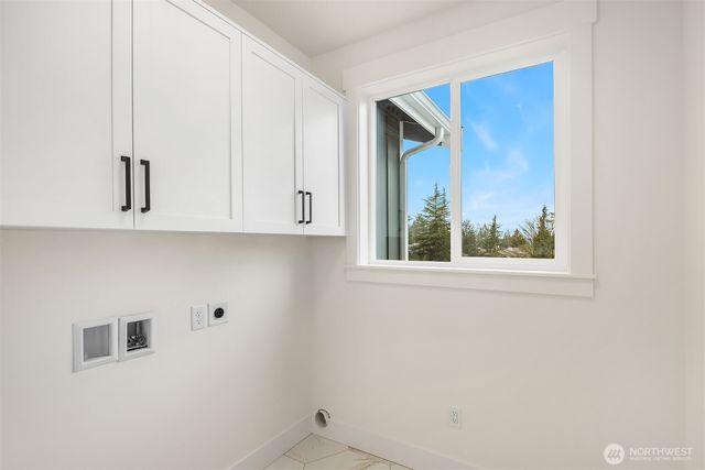 404 Edmonds Ave NE, Renton, WA 98056